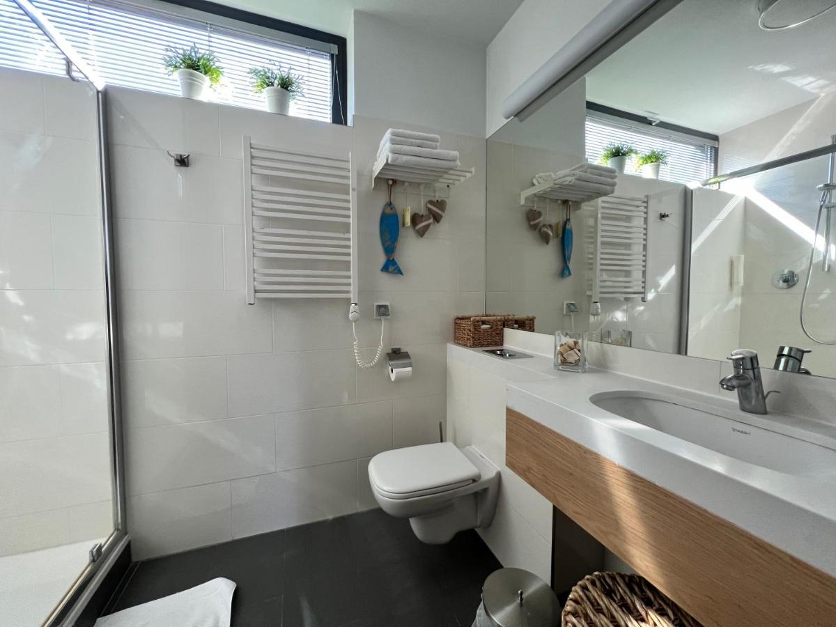 Apartment Morski Widok W Boulevard อุสตรอเนียมอร์สเกีย ภายนอก รูปภาพ