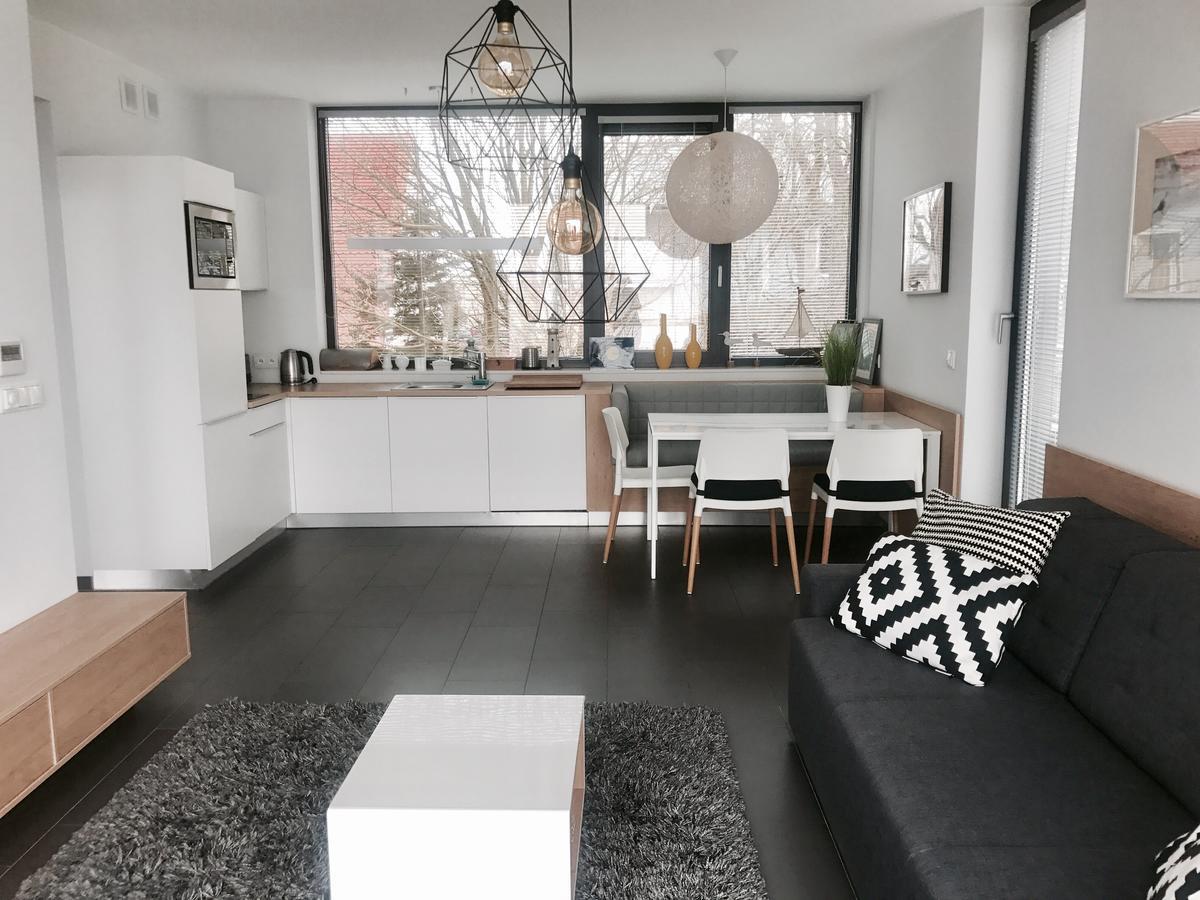 Apartment Morski Widok W Boulevard อุสตรอเนียมอร์สเกีย ภายนอก รูปภาพ